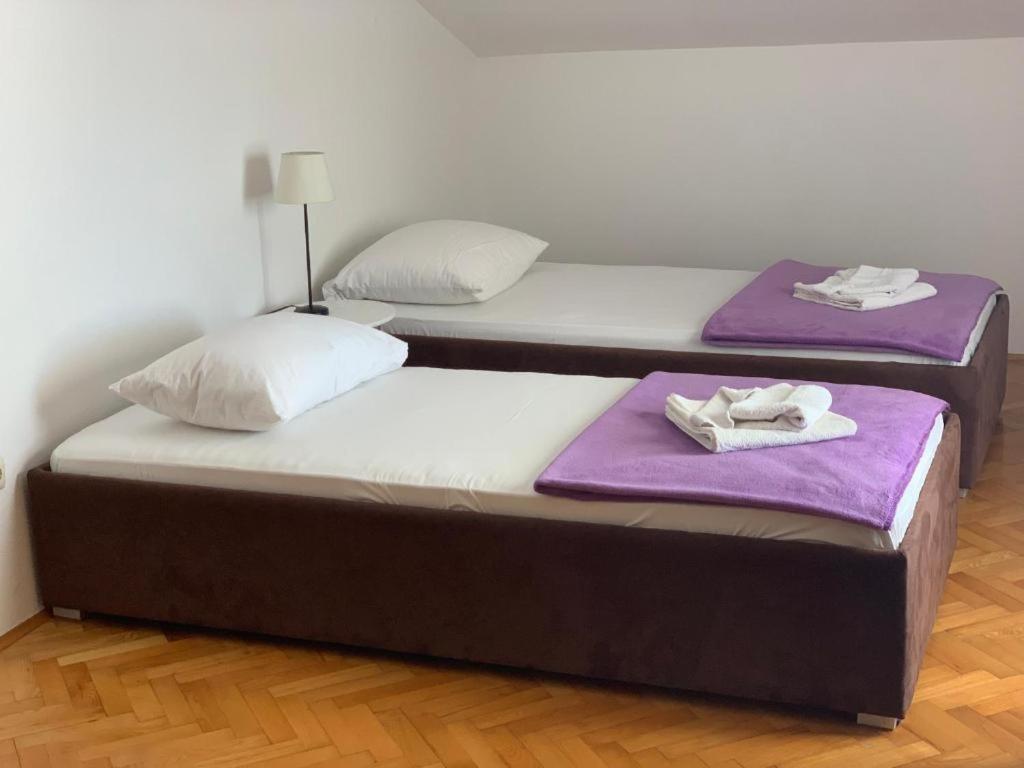 Appartement And Diana