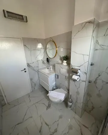 Apartments And Rooms Diana Zadar Exterior photo