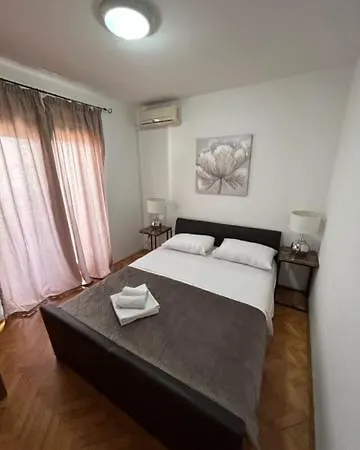 Apartments And Rooms Diana Zadar Exterior photo